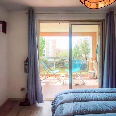 A Pied Apartment