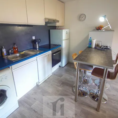 Apartment A Pied